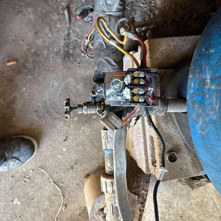 Well pressure tank and pump control wiring in Muskogee, OK